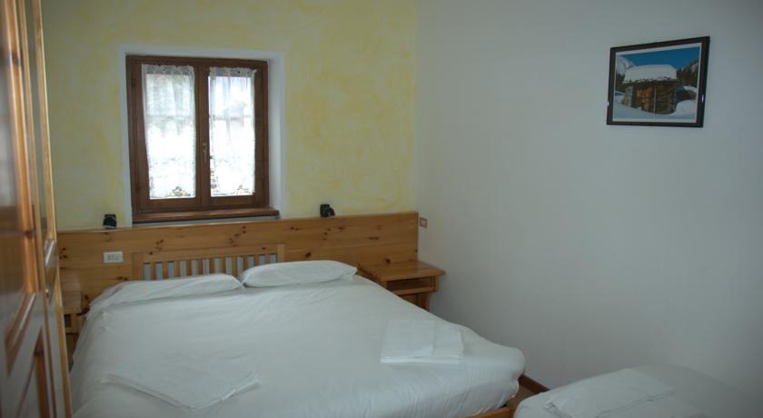Casa Vacanze Ca' De Val Campodolcino Eksteriør billede