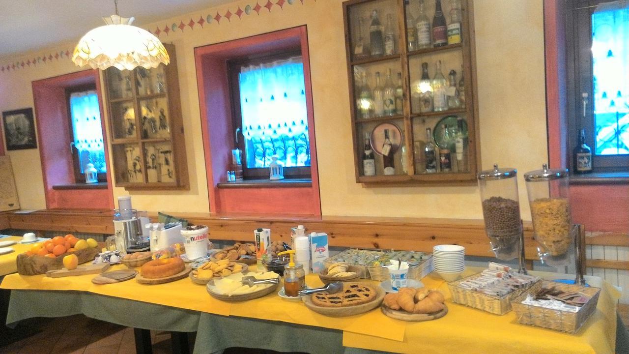 Casa Vacanze Ca' De Val Campodolcino Eksteriør billede